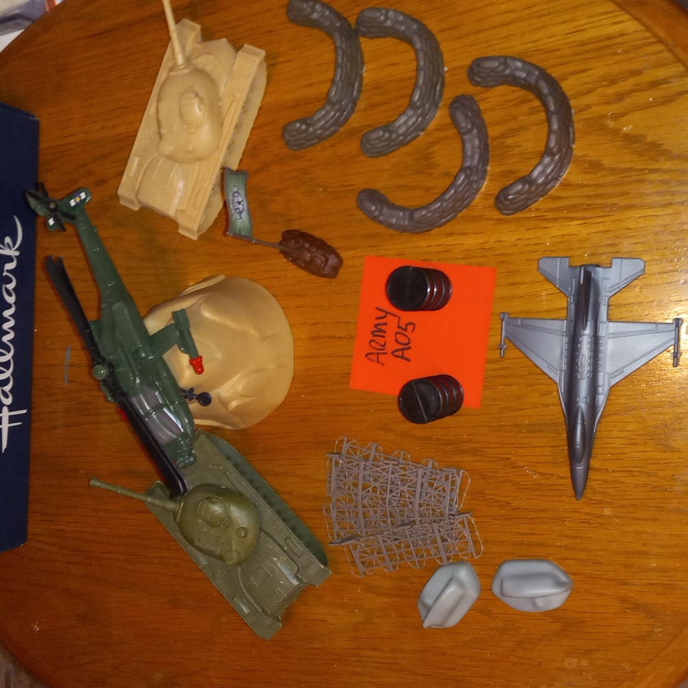 18 piece Army War playset